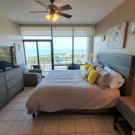 Sunchase IV By South Padre Resort Rentals South Padre Island Room photo